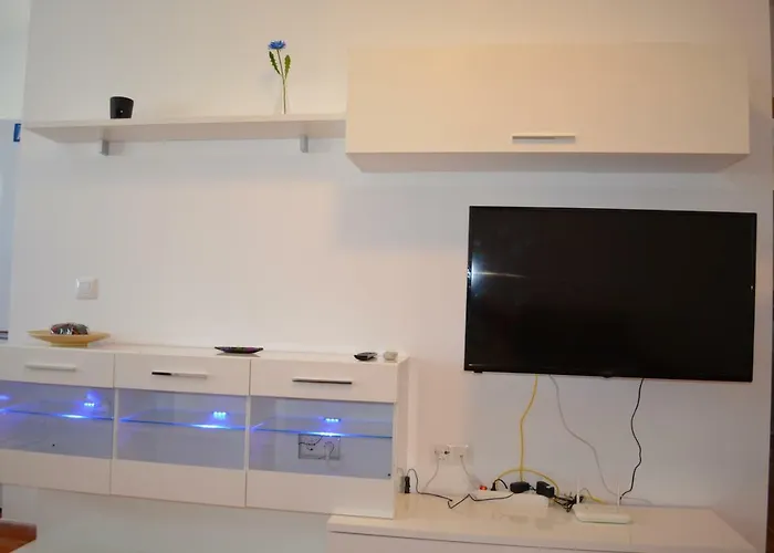 Vv Sarmiento * Vecindario (Gran Canaria)